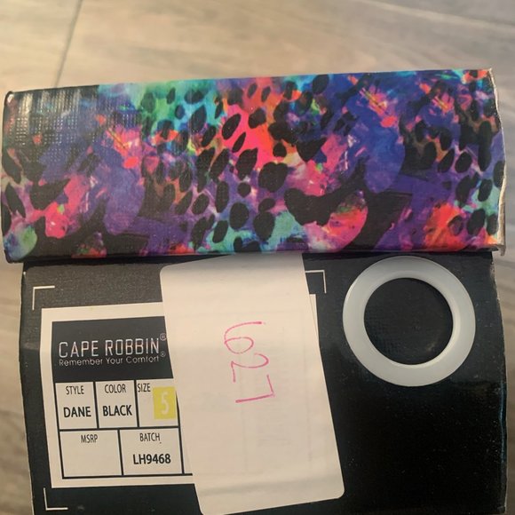 NWT CAPE ROBBIN DANE BOW FLAT MULE SLIDE SANDALS BLACK 5‎ - Picture 10 of 16